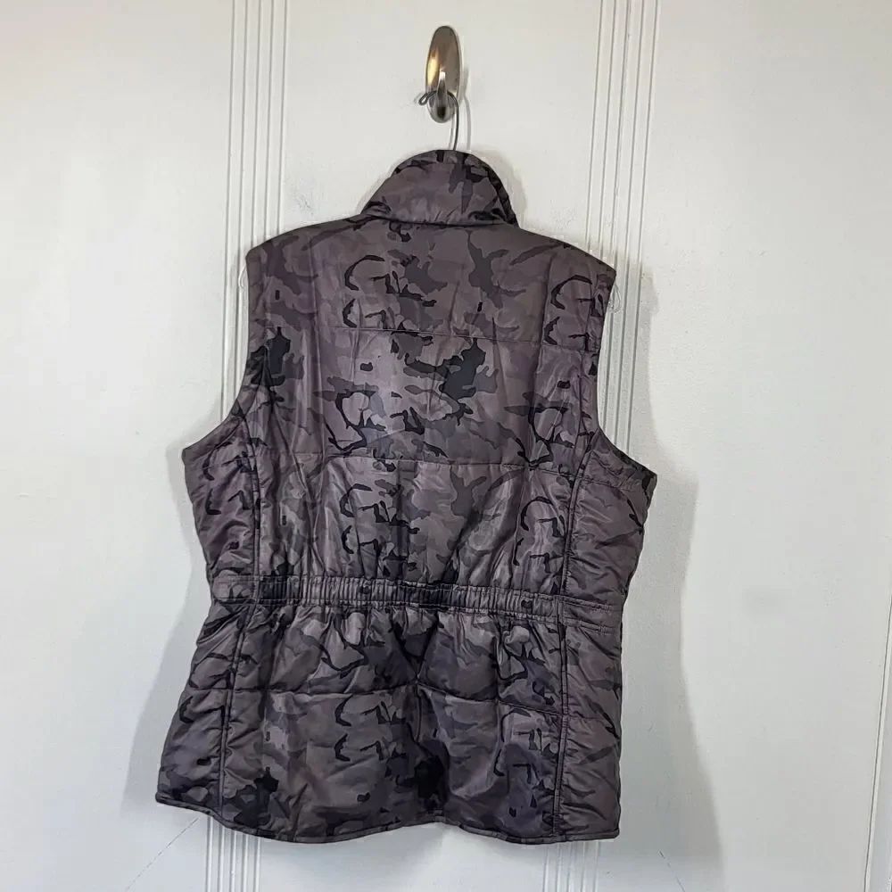 Plus Size Style & Co. Camo Puffer Vest - Picture 2 of 8